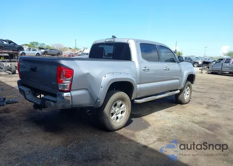 2017 Toyota Tacoma Sr5 V6 z USA, uszkodzony, nr VIN 3TMAZ5CN3HM049524